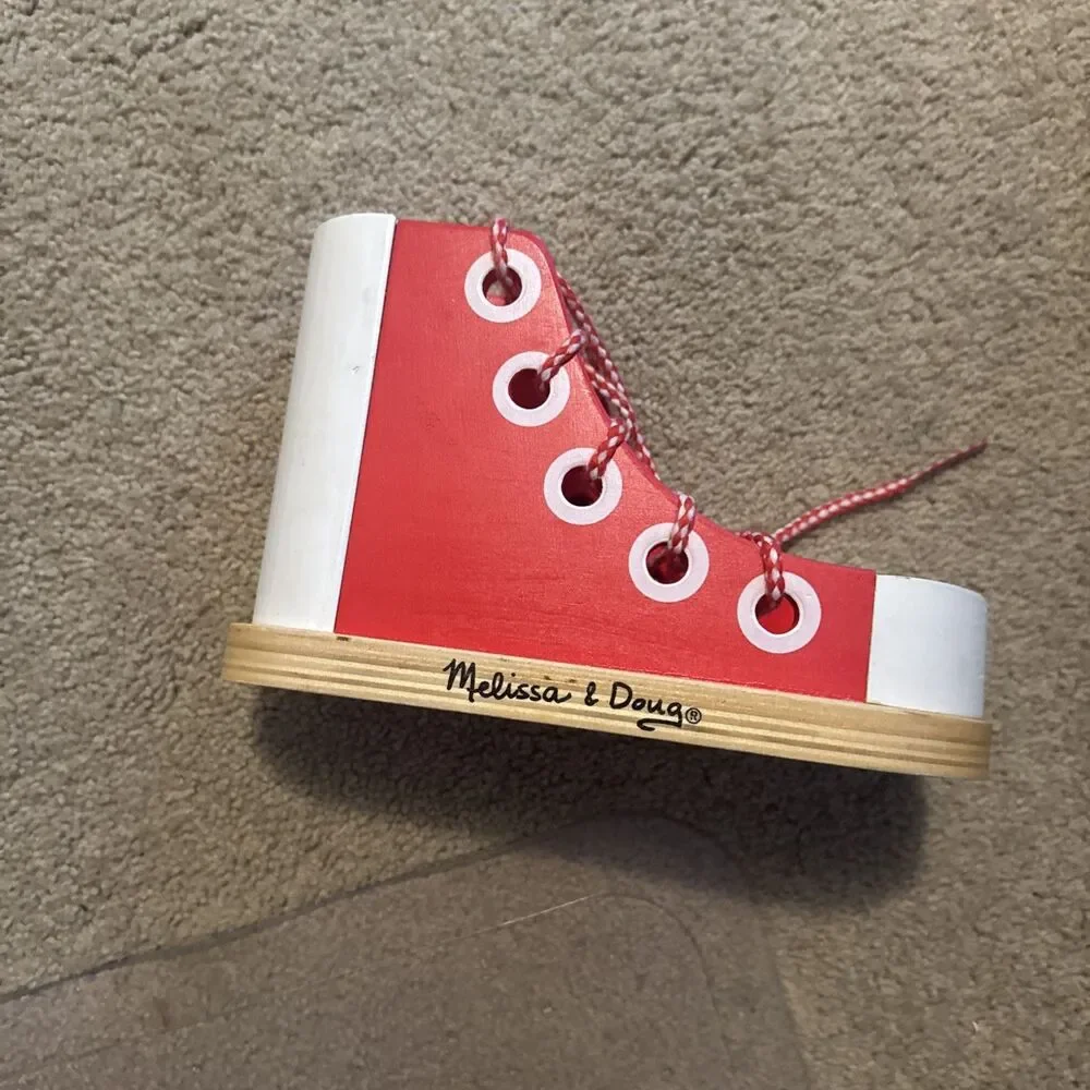 Melissa And Doug Shoe Tying Aid With Books